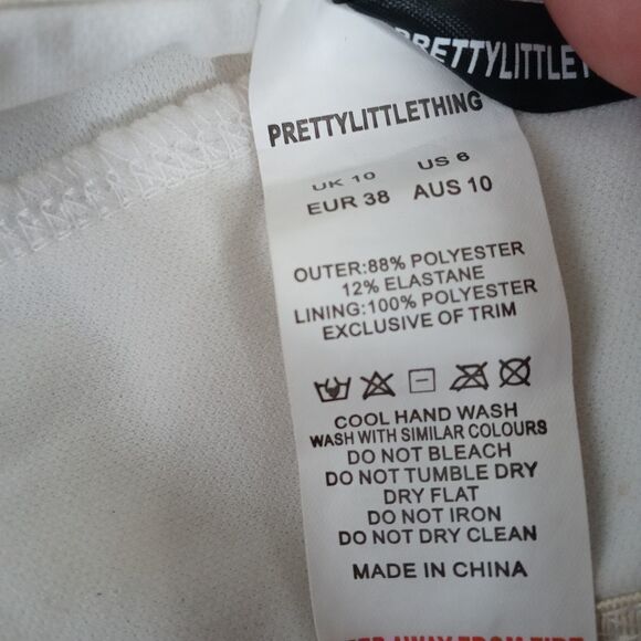 PrettyLittleThing crop top  - Picture 6 of 6